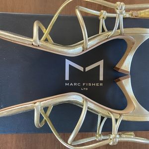 DAYNE SLINGBACK HEELED SANDAL